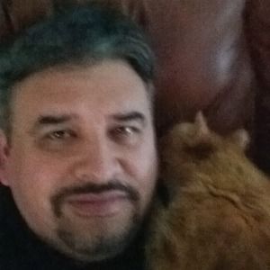 Meet your Posher, Eduardo